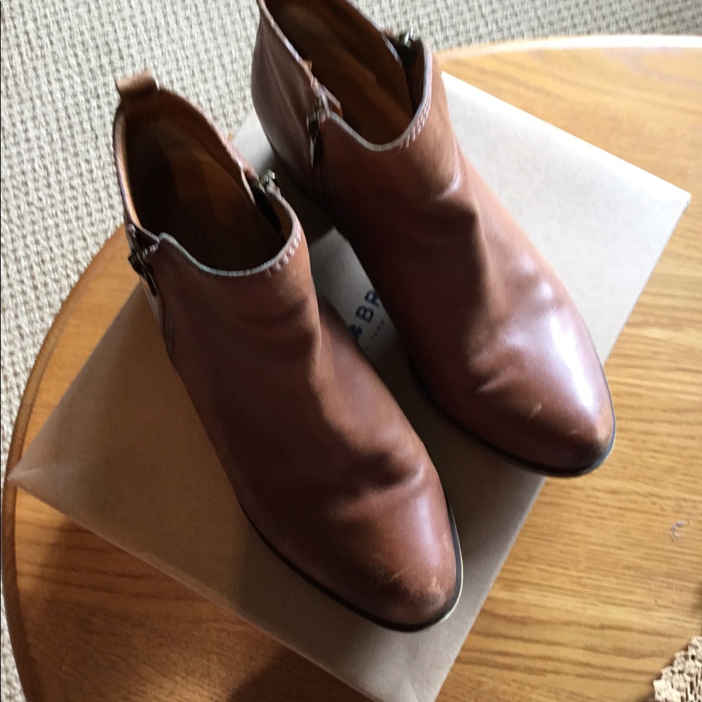 Lucky bootie boots